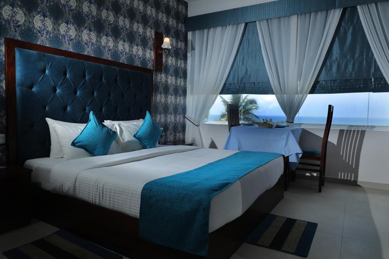 Mount Breeze Hotel Дехивала-Маунт-Лавиния Экстерьер фото