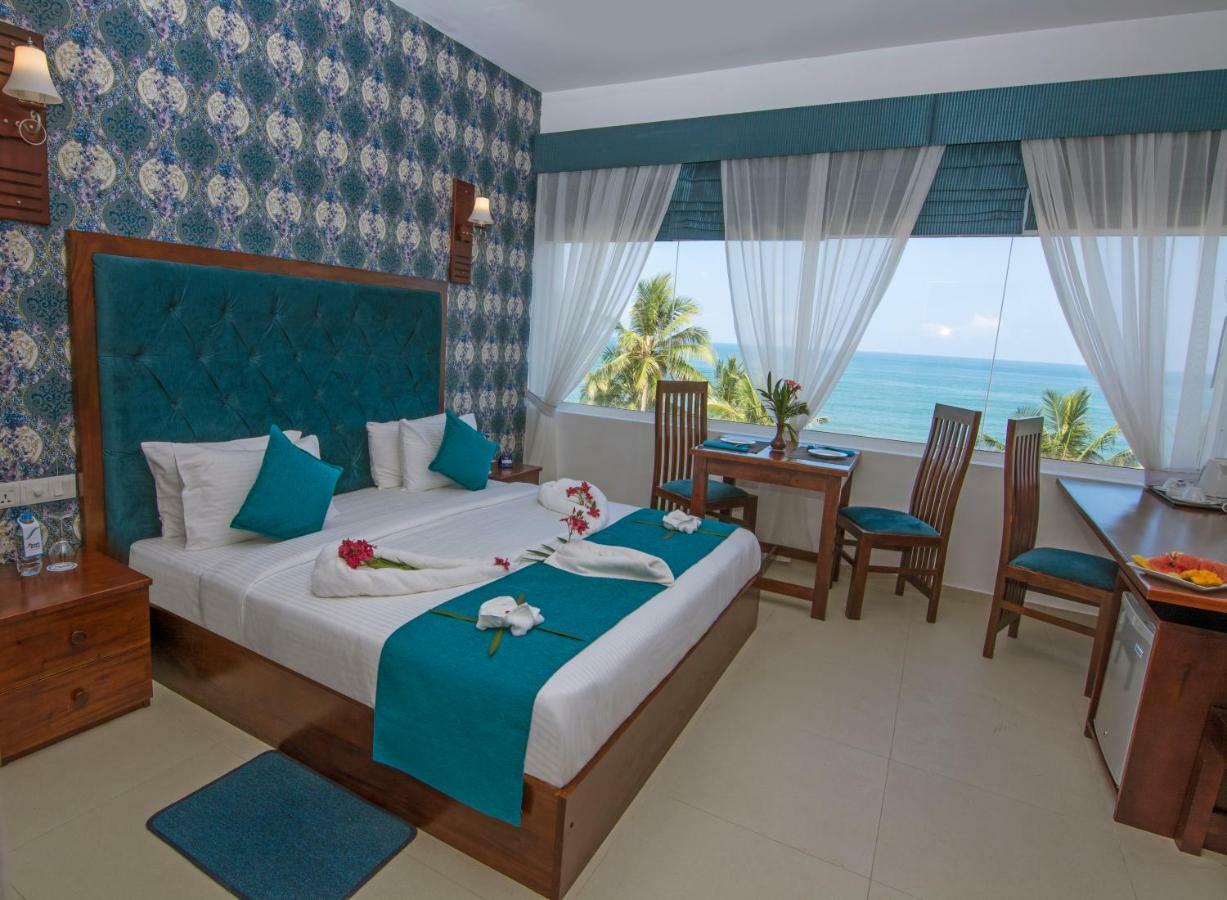 Mount Breeze Hotel Дехивала-Маунт-Лавиния Экстерьер фото
