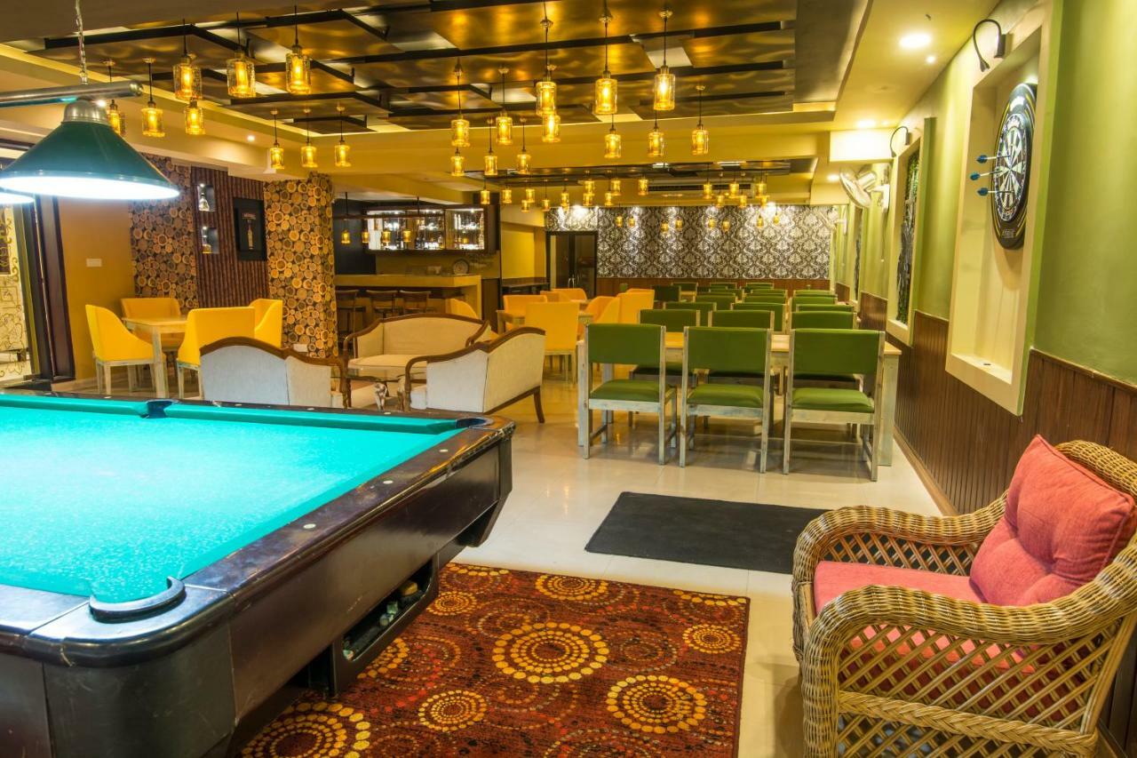 Mount Breeze Hotel Дехивала-Маунт-Лавиния Экстерьер фото