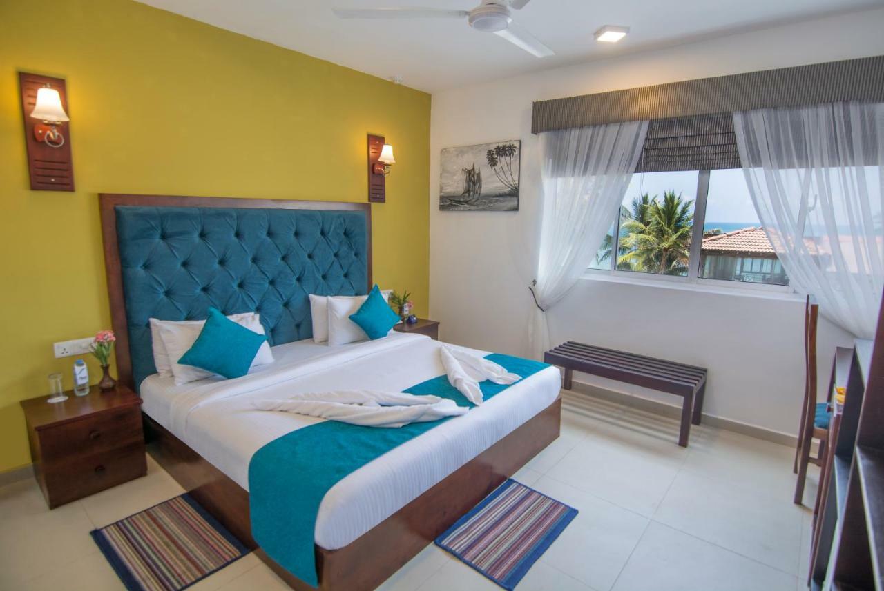 Mount Breeze Hotel Дехивала-Маунт-Лавиния Экстерьер фото